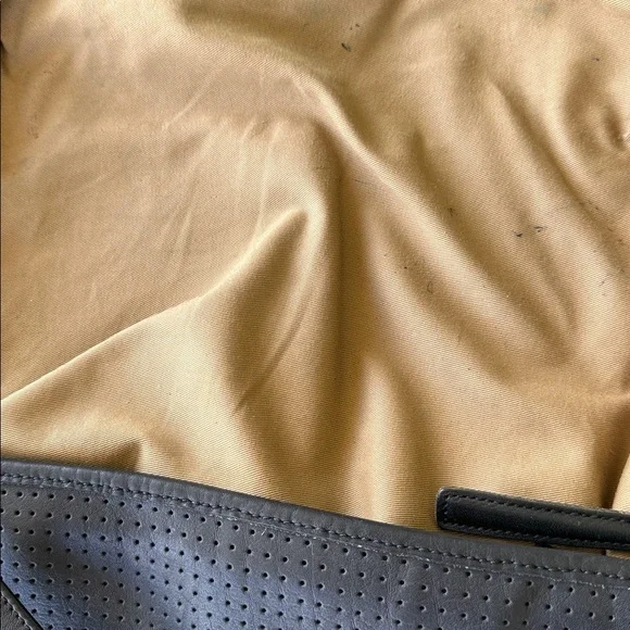 Vintage Coach 9218 Black Leather Shoulder Bag - Picture 12 of 13